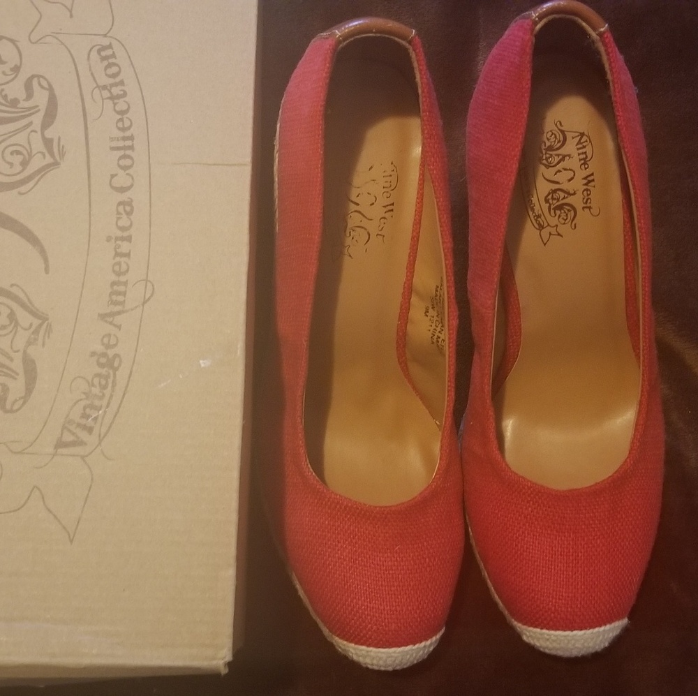Nine West SkipNJump Wedge Espadrilles (new)